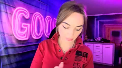 MERYEM online show from February 24, 8:29 pm