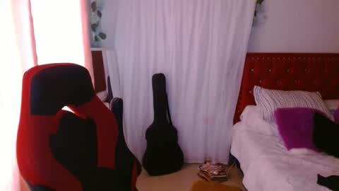 venecasexy44 online show from October 31, 12:28 pm