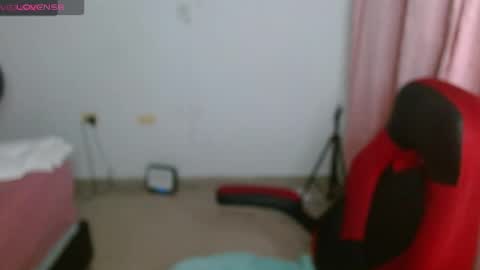 venecasexy44 online show from May 28, 9:28 am