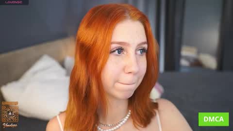 Venelopa online show from November 9, 3:32 pm