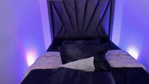 Snapshot of venezuelangoddess chatting on February 2, 6:26 am Miss  B. online show from February 2, 6:26 am