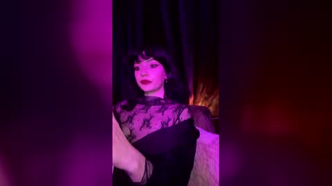 venom_goddess online show from March 7, 9:56 pm