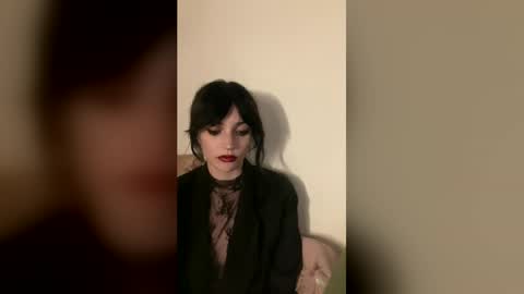 Snapshot of venom_goddess chatting on June 25, 8:46 pm venom_goddess online show from June 25, 8:46 pm