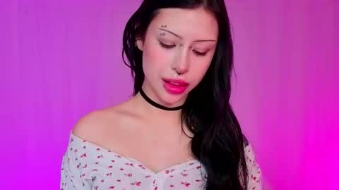 Vivian online show from November 25, 4:12 am