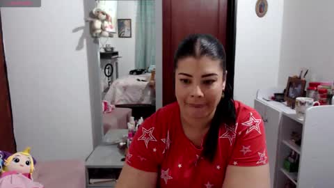 HI IM VENUS SMALL BOOBS  BIG HEART WARM PUSSY online show from October 31, 2:12 am
