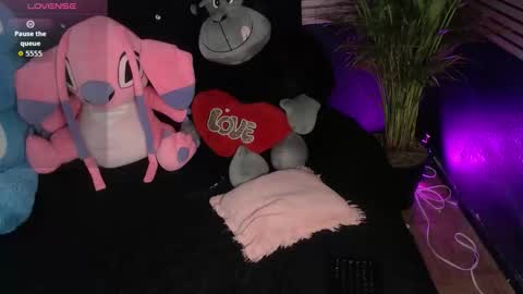 eva online show from November 12, 11:36 pm