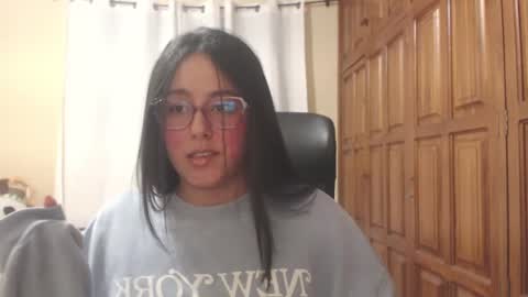 Snapshot of venus_cat_ chatting on July 9, 3:32 am Venus online show from July 9, 3:32 am