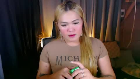 I am Colly Your mystery girl online show from July 14, 3:18 pm