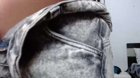 venus_menoza online show from March 4, 1:50 pm