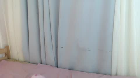 Snapshot of venus_mirage chatting on July 7, 4:37 am venus_mirage online show from July 7, 4:37 am