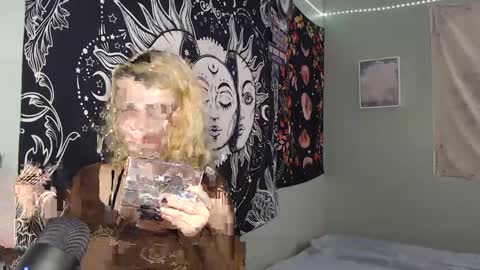 Snapshot of venusastar chatting on September 24, 4:38 am Miss Venus online show from September 24, 4:38 am