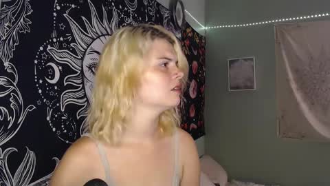 Snapshot of venusastar chatting on September 27, 10:15 pm Miss Venus online show from September 27, 10:15 pm