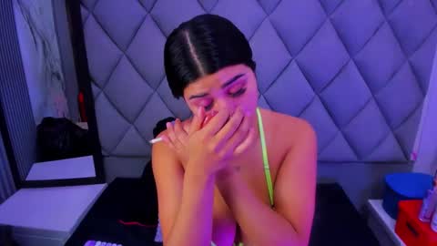 Venusowen  online show from February 10, 1:37 pm