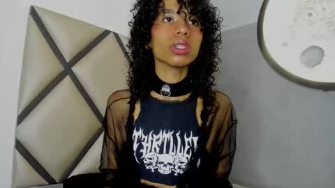 venuss_03 online show from February 3, 3:26 am