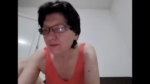 Snapshot of vera_elle chatting on April 26, 2:31 am Vera online show from April 26, 2:31 am