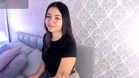 Snapshot of vera_price_ chatting on June 8, 12:49 pm Vera online show from June 8, 12:49 pm