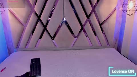 Domelipa  online show from February 17, 3:20 pm