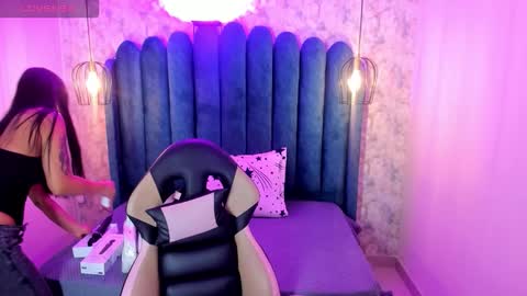 Domelipa  online show from February 7, 12:20 pm