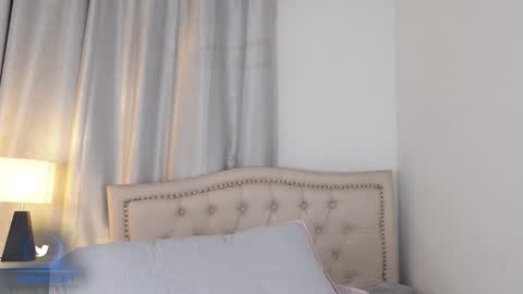 Snapshot of vero_cam chatting on December 16, 3:08 am vero_cam online show from December 16, 3:08 am