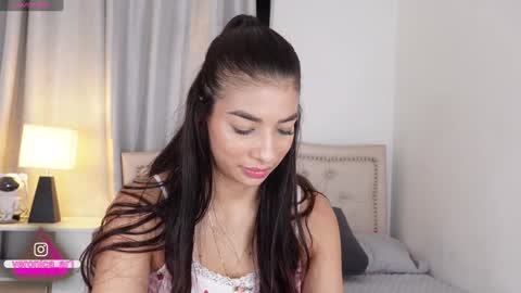 Snapshot of vero_cam chatting on January 5, 1:03 am vero_cam online show from January 5, 1:03 am
