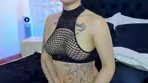 Snapshot of verohands chatting on September 23, 8:45 pm Vero online show from September 23, 8:45 pm