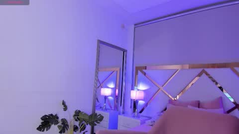 Vero online show from December 21, 4:08 am