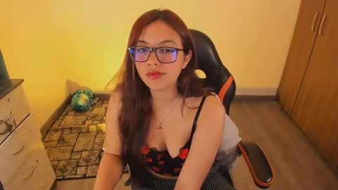 Verolake online show from October 28, 9:50 pm