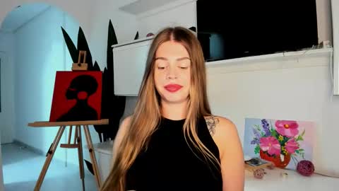 Lolitalolz online show from October 19, 4:40 pm