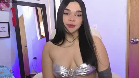 veronica_118 online show from November 9, 8:18 pm