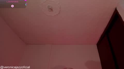 Vero 3 online show from January 26, 2:52 pm