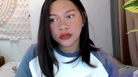 Snapshot of veronica_kate25 chatting on October 18, 7:03 pm veronica_kate25 online show from October 18, 7:03 pm