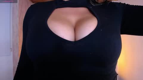 Vero online show from September 30, 8:36 pm