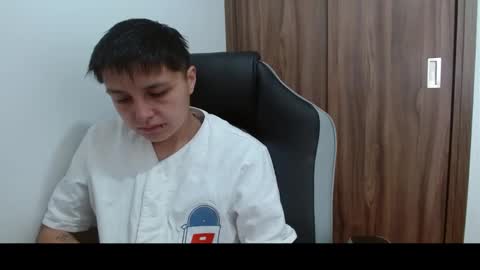 Snapshot of veronicaelite16 chatting on December 3, 4:17 pm Veronica Clark online show from December 3, 4:17 pm