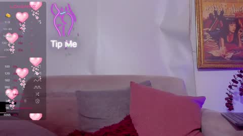 Veronica Gills online show from January 19, 12:49 am