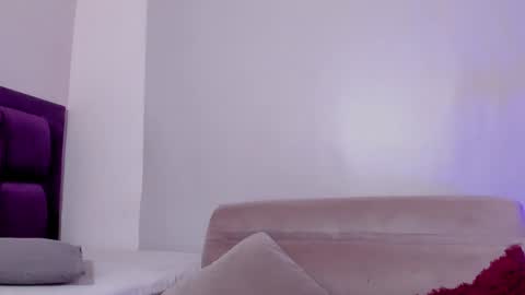 Veronica Gills online show from January 23, 4:48 pm