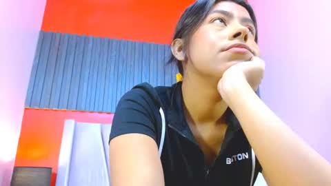 Snapshot of veronicarobles chatting on July 10, 6:10 pm Veronica Robles online show from July 10, 6:10 pm