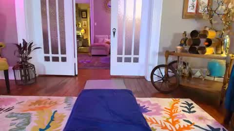 Snapshot of veronicawest chatting on November 7, 11:49 pm Veronica Weston online show from November 7, 11:49 pm