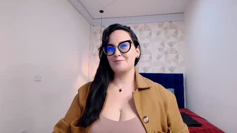 Snapshot of veroniicabbw chatting on December 19, 4:02 pm veroniicabbw online show from December 19, 4:02 pm