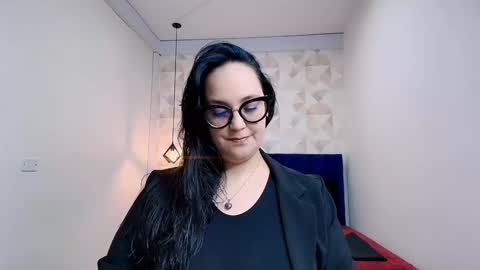 Snapshot of veroniicabbw chatting on December 23, 11:57 am veroniicabbw online show from December 23, 11:57 am