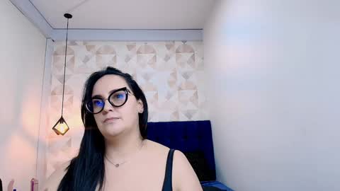 Snapshot of veroniicabbw chatting on December 27, 6:31 pm veroniicabbw online show from December 27, 6:31 pm