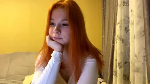 Snapshot of vertiegartrell chatting on June 8, 2:39 pm Lina online show from June 8, 2:39 pm