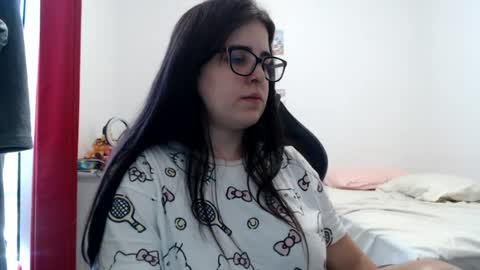 Snapshot of veruca99 chatting on July 24, 12:47 pm veruca99 online show from July 24, 12:47 pm