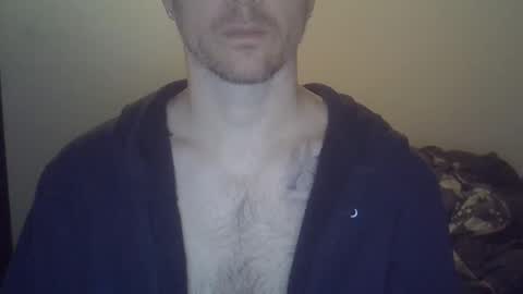 Snapshot of veryhotpervert chatting on February 10, 7:56 am veryhotpervert online show from February 10, 7:56 am