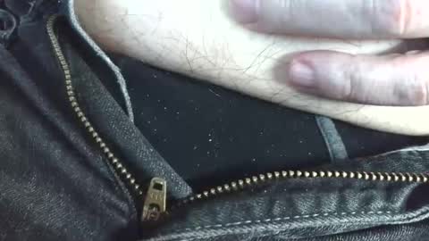 Erik online show from March 25, 8:20 am