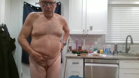 Snapshot of verysmallpeni chatting on December 4, 8:01 am verysmallpeni online show from December 4, 8:01 am