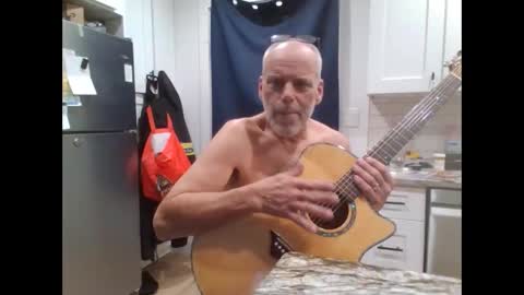 Snapshot of verysmallpeni chatting on December 25, 4:33 am verysmallpeni online show from December 25, 4:33 am