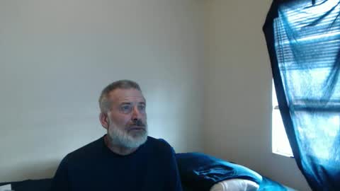 Snapshot of veryveryhairmanindenver chatting on May 24, 12:04 am hairy man online show from May 24, 12:04 am