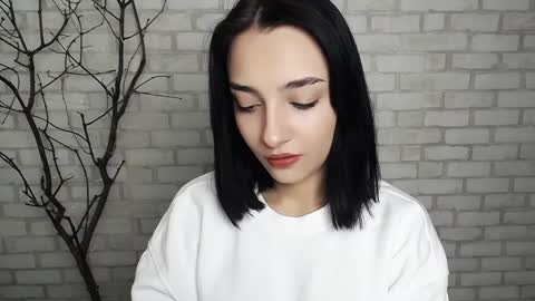 Ana online show from January 1, 1:37 pm