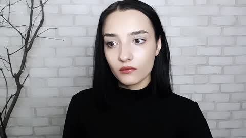 Ana online show from January 2, 11:31 am