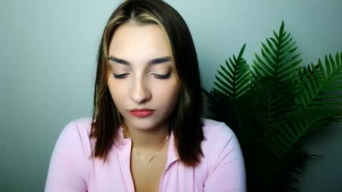 Ana online show from November 10, 5:23 pm